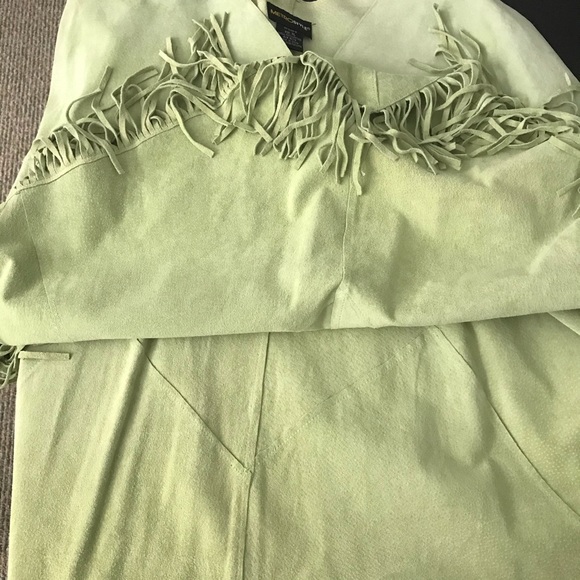 NEVER WORN SUEDE PONCHO by METROSTYLE! - Picture 4 of 4